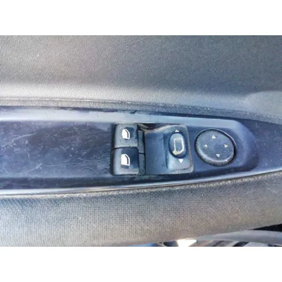 CITROEN C4 COUPE '2006 VTR PLUS NEGRO