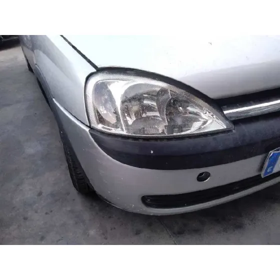 OPEL CORSA C '2002 CLUB PLATA