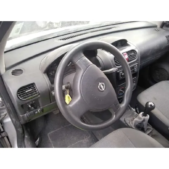 OPEL CORSA C '2002 CLUB PLATA