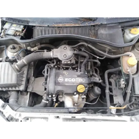 OPEL CORSA C '2002 CLUB PLATA