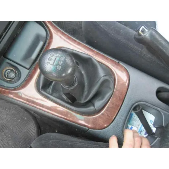 HONDA ACCORD BERLINA (CG7-9/CH1-7) '2002 1.8I LS (CG8) GRIS