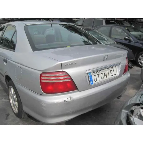 HONDA ACCORD BERLINA (CG7-9/CH1-7) '2002 1.8I LS (CG8) GRIS