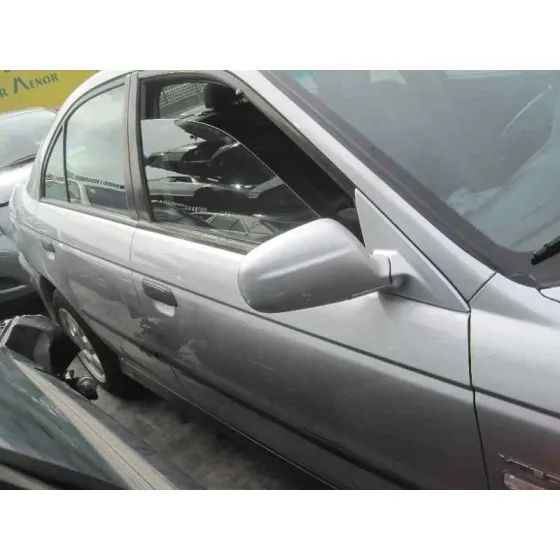HONDA ACCORD BERLINA (CG7-9/CH1-7) '2002 1.8I LS (CG8) GRIS