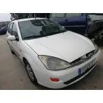 FORD FOCUS BERLINA (CAK) '2001 AMBIENTE BLANCO