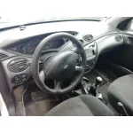 FORD FOCUS BERLINA (CAK) '2001 AMBIENTE BLANCO