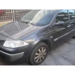 RENAULT MEGANE II BERLINA 5P RENAULT MEGANE II BERLINA 5P '2006 DYNAMIQUE AZUL 2004