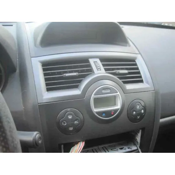 RENAULT MEGANE II BERLINA 5P '2006 DYNAMIQUE AZUL