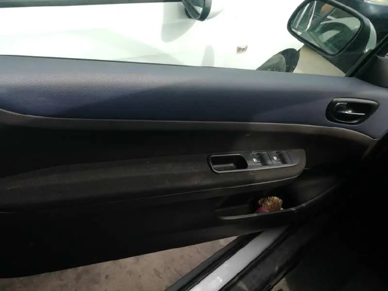 PEUGEOT 307 (S1) PEUGEOT 307 (S1) '2001 XR GRIS 2001