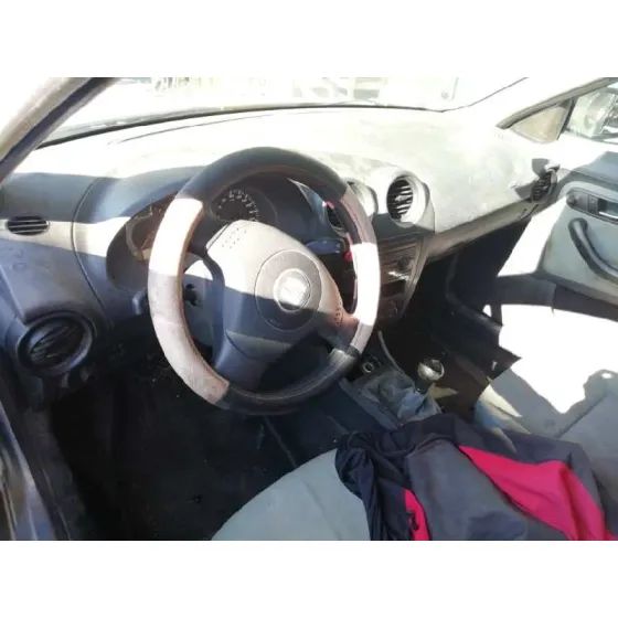 SEAT CORDOBA BERLINA (6L2) '2004 1.4 16V GRIS