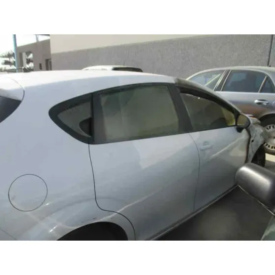 SEAT LEON (1P1) '2011 REFERENCE BLANCO/CALCINADO