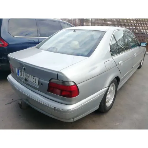 BMW SERIE 5 BERLINA (E39) '2003 525TDS GRIS