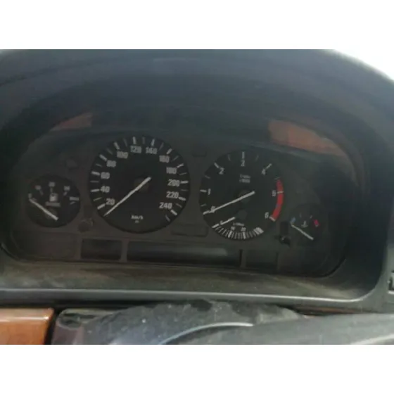 BMW SERIE 5 BERLINA (E39) '2003 525TDS GRIS