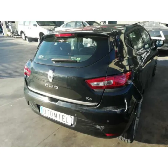 RENAULT CLIO IV '2014 TECHNOFEEL NEGRO