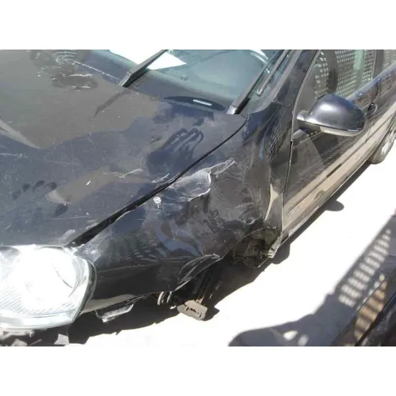 VOLKSWAGEN GOLF V BERLINA (1K1) '2005 1.9 TDI NEGRO