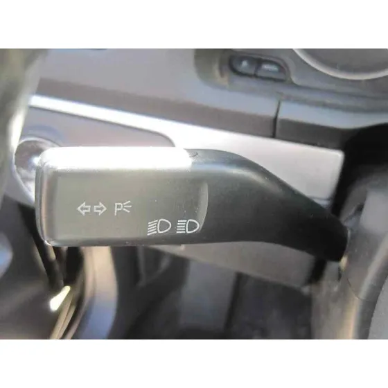 VOLKSWAGEN GOLF V BERLINA (1K1) '2005 1.9 TDI NEGRO