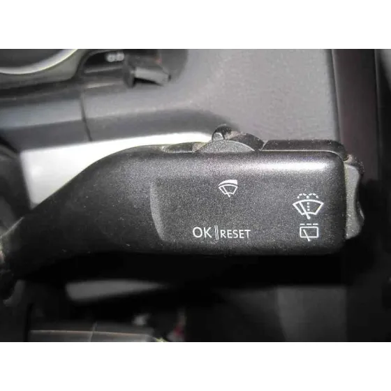 VOLKSWAGEN GOLF V BERLINA (1K1) '2005 1.9 TDI NEGRO