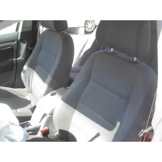 VOLKSWAGEN GOLF V BERLINA (1K1) '2005 1.9 TDI NEGRO