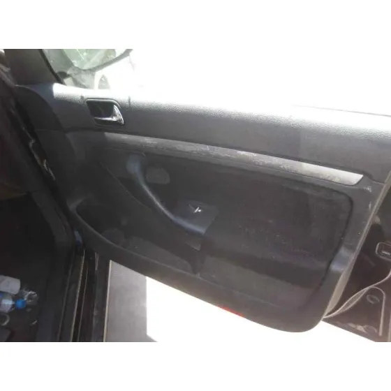 VOLKSWAGEN GOLF V BERLINA (1K1) '2005 1.9 TDI NEGRO