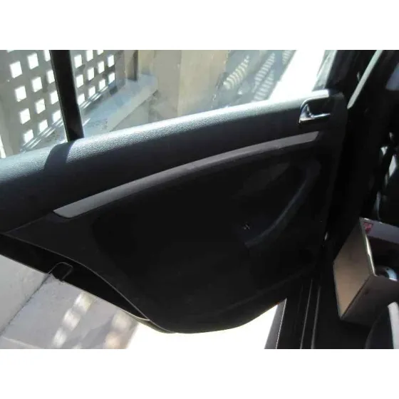 VOLKSWAGEN GOLF V BERLINA (1K1) '2005 1.9 TDI NEGRO