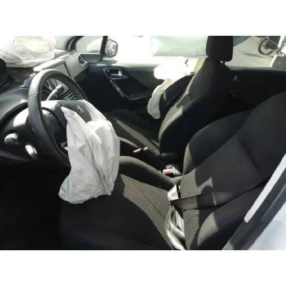 PEUGEOT 208 '2019 * BLANCO