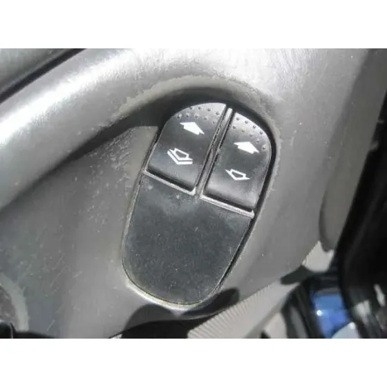 FORD FOCUS TURNIER (CAK) '2002 GHIA AZUL