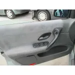 RENAULT LAGUNA II (BG0) RENAULT LAGUNA II (BG0) '2002 AUTHENTIQUE PLATA 2001