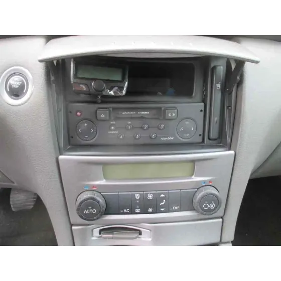 RENAULT LAGUNA II (BG0) '2002 AUTHENTIQUE PLATA