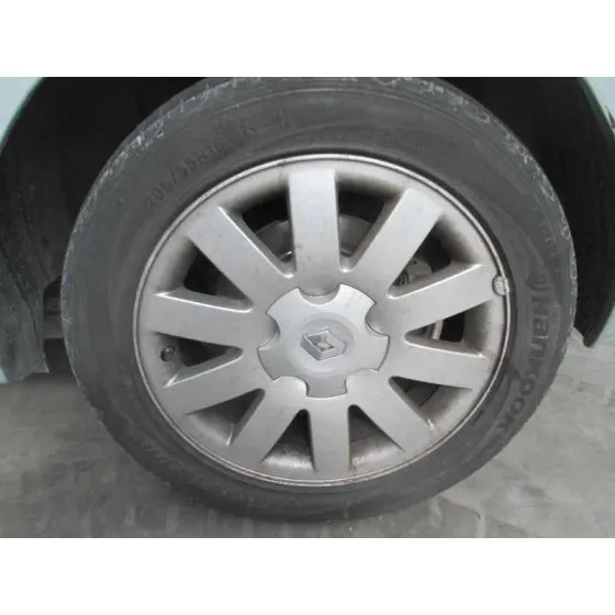 RENAULT LAGUNA II (BG0) '2002 AUTHENTIQUE PLATA