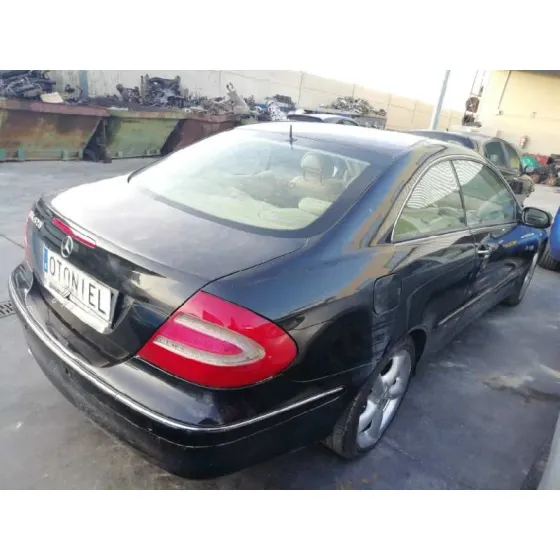 MERCEDES CLASE CLK (W209) COUPE '2005 320 (209.365) NEGRO