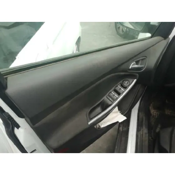FORD FOCUS LIM. (CB8) '2014 TREND BLANCO