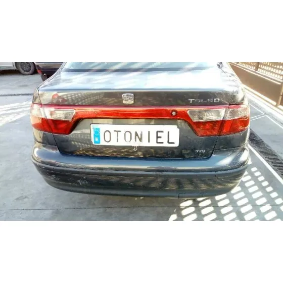 SEAT TOLEDO (1M2) '2000 SELECT GRIS