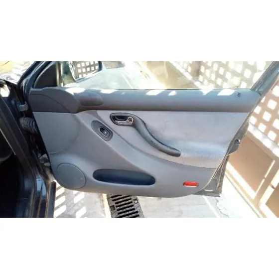 SEAT TOLEDO (1M2) '2000 SELECT GRIS