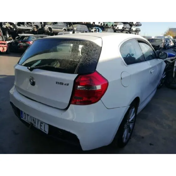 BMW SERIE 1 BERLINA (E81/E87) '2010 118D BLANCO