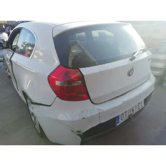 BMW SERIE 1 BERLINA (E81/E87) '2010 118D BLANCO