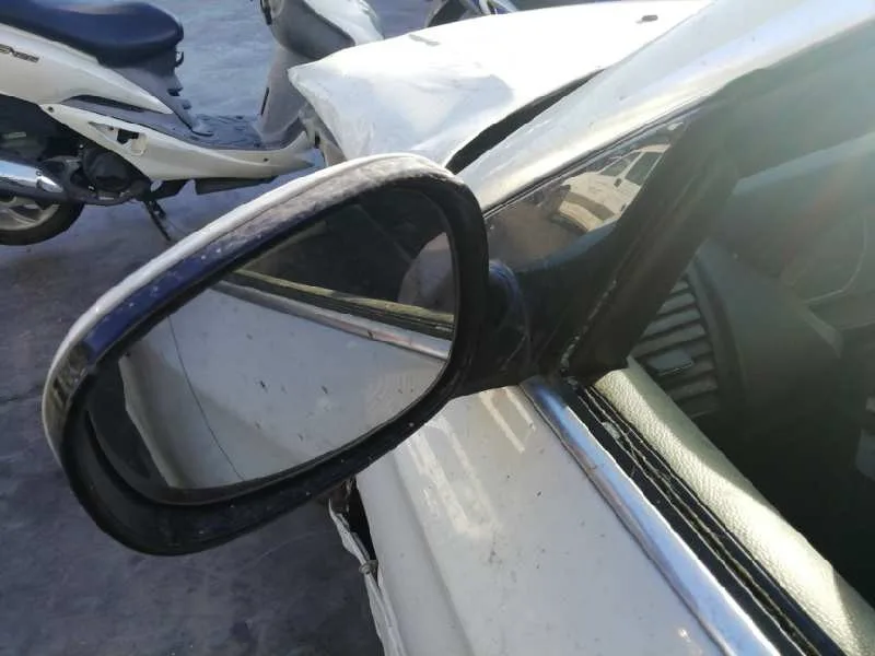 BMW SERIE 1 BERLINA (E81/E87) '2010 118D BLANCO