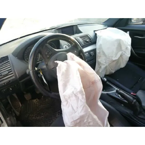 BMW SERIE 1 BERLINA (E81/E87) '2010 118D BLANCO