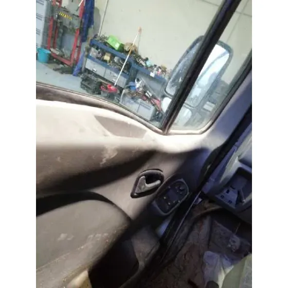 NISSAN INTERSTAR MOD. 04 (X70) '2008 2.5 DCI DIESEL CAT BLANCA