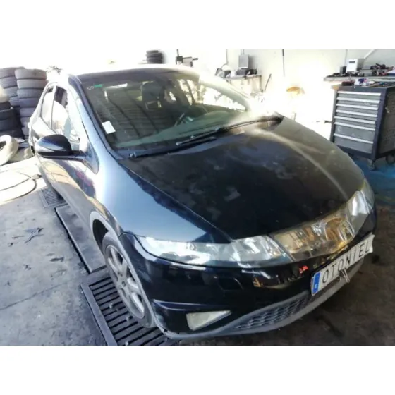 HONDA CIVIC BERLINA 5 (FK) '2006 2.2 I-CTDI COMFORT NEGRO