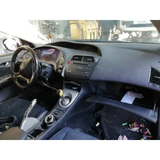HONDA CIVIC BERLINA 5 (FK) '2006 2.2 I-CTDI COMFORT NEGRO