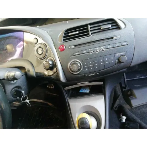HONDA CIVIC BERLINA 5 (FK) '2006 2.2 I-CTDI COMFORT NEGRO