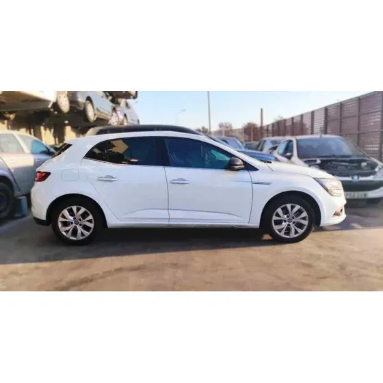RENAULT MEGANE IV BERLINA 5P '2018 LIMITED BLANCO