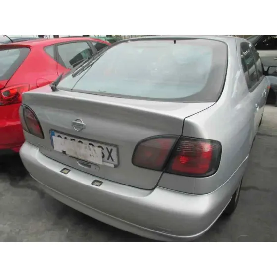 NISSAN PRIMERA BERLINA (P11) '2002 BASICO GRIS