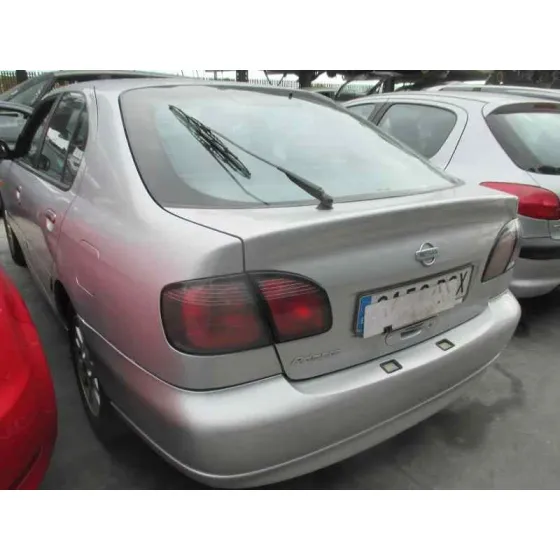 NISSAN PRIMERA BERLINA (P11) '2002 BASICO GRIS
