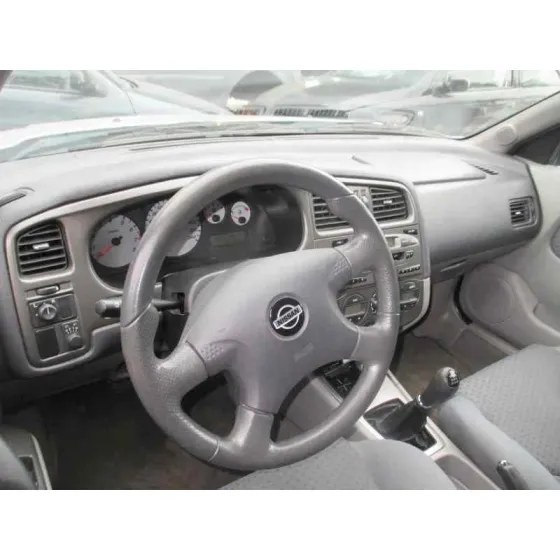 NISSAN PRIMERA BERLINA (P11) '2002 BASICO GRIS