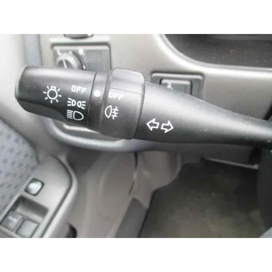 NISSAN PRIMERA BERLINA (P11) '2002 BASICO GRIS