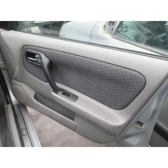 NISSAN PRIMERA BERLINA (P11) '2002 BASICO GRIS
