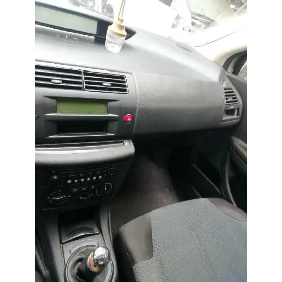 CITROEN C4 BERLINA '2007 LX DORADO