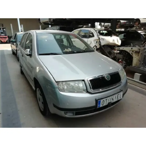 SKODA FABIA (6Y2/6Y3) '2001 ATTRACTIVE GRIS