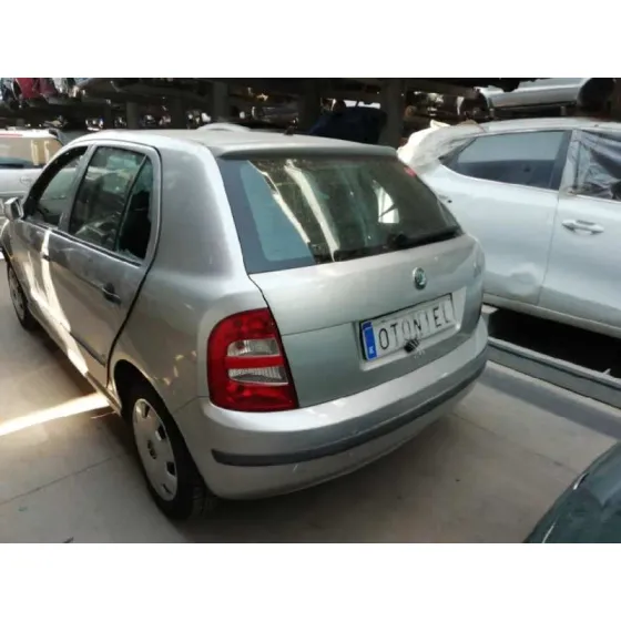 SKODA FABIA (6Y2/6Y3) '2001 ATTRACTIVE GRIS
