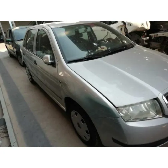 SKODA FABIA (6Y2/6Y3) '2001 ATTRACTIVE GRIS